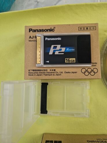 Videokameralar: Panasonic P2 DVCPRO HD peşəkar video kamera + Manfrotto 503HDV tripod — 21