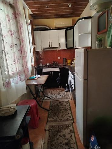 Mənzillər: Bakı, Yasamal, 1 otaqlı, Köhnə tikili, m. İnşaatçılar, 50 kv. m — 1