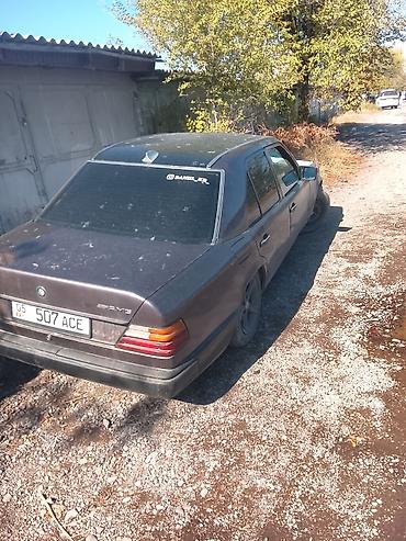 chevrolet eguinox: Mercedes-Benz W124: 1988 г., 2.3 л, Седан — 1