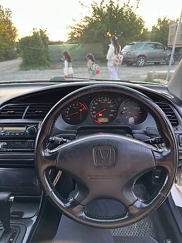 богаж: Honda Accord: 2002 г., 2 л, Автомат, Бензин, Седан — 7