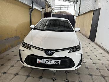 Toyota: Toyota Corolla: 2022 г., 1.8 л, Автомат, Гибрид, Седан — 1