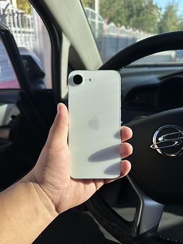 Apple iPhone: IPhone 16e, Новый, 128 ГБ, Серебристый, 100 % — 9