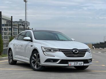 Renault: Renault : 2018 г., 2 л, Автомат, Газ, Седан