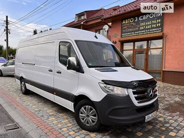 коробки для упаковок: Porter, Көчүү, эмеректерди көчүрүү, Шаар ичинде, жүк ташуучу жумушчусу менен