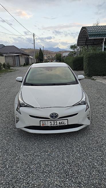 8: Toyota Prius: 2017 г., 1.8 л, Автомат, Гибрид, Лифтбек — 4