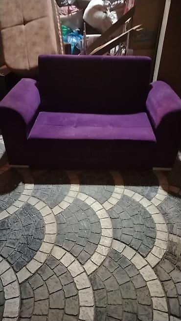 kinc divan: Bənövşəyi rəngdə iki nəfərlik divan - Parça örtük: yumşaq məxməri — 1