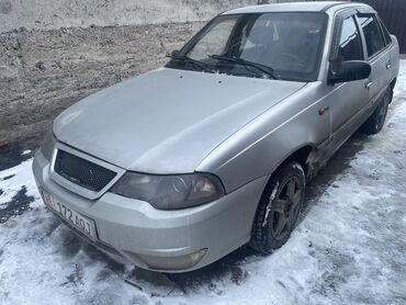 матиз 1 объем: Daewoo Nexia: 2010 г., 1.5 л, Механика, Бензин, Седан