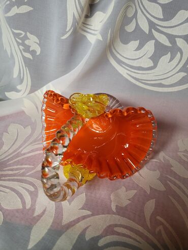 Ostali kućni dekor: Murano nova korpa,duvano staklo 70te. Korpica nova,sve na njoj je — 13