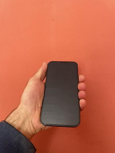 apple 14: IPhone 14, Qara, Face ID — 1