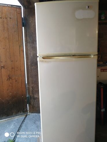 холодильник indezit: Холодильник LG, Б/у, Двухкамерный, No frost, 61 * 158 * 61