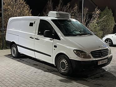 Транспорт: Mercedes-Benz Vito рефрижераторный фургон - Белый грузовой фургон — 9