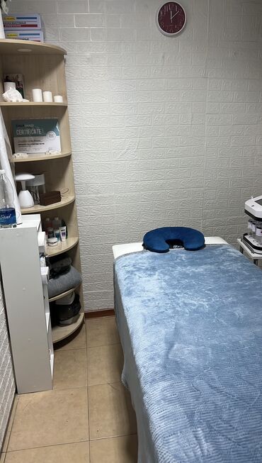 караоке клуб: Сдаю Кабинет в салоне, 8 м², Для бровиста, Для лешмейкера, Для шугаринга, эпиляции