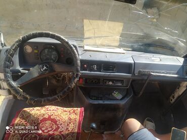 зимние шины на ниву 21214: Автобус, Mercedes-Benz, 1994 г., 2.9 л