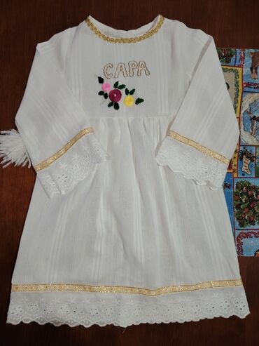 Kompleti: Ručno izrađeni kompleti za krštenje od bele pamučne tkanine (tanak — 1