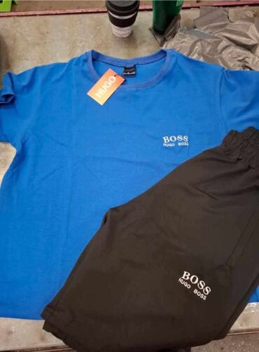 Majice: 05. B. muški komplet bermude + majice M,L,XL,XXL veličine za samo na lalafo.rs Majice: 05. B. muški komplet bermude + majice M,L,XL,XXL veličine za samo