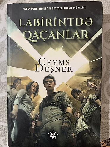 messi imzali forma: Kitablar satılır.Çox maraqlıdı — 3