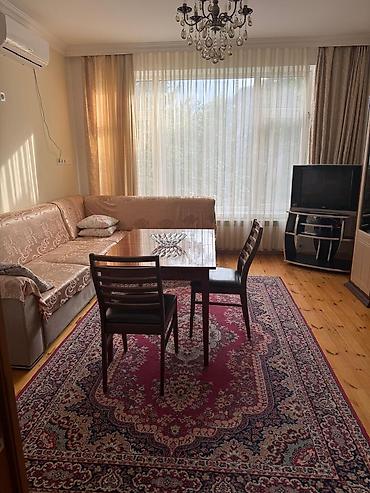 nefcilerde kiraye evler ucuz: Qusar şəhərin lap mərkəzində Nərimanov parka yaxın. 3 otaqlı mənzil — 1