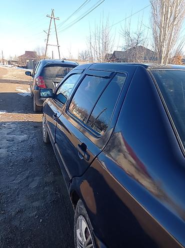 Volkswagen: Volkswagen Vento: 1996 г., 1.3 л, Механика, Бензин, Седан — 6