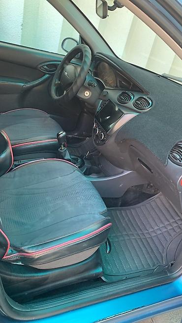 infinity g35: Ford Focus: 2003 г., Хэтчбэк — 5