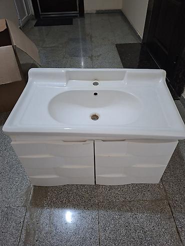 hamam skafi: Hamam üçün asma dolablı lavabo satılır. Təzə kimidir, heç bir prablemi — 5