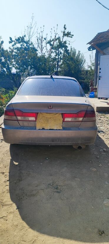 Honda: Honda Accord: 2002 г., 1.8 л, Автомат, Бензин, Седан — 8