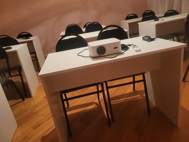 firlanan oturacaq: Yeni, 2 stul