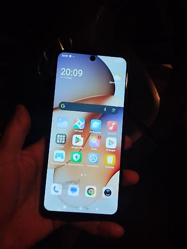 pixel 8pro: Смартфон Redmi - Экран: безрамочный с вырезом под фронтальную камеру — 4