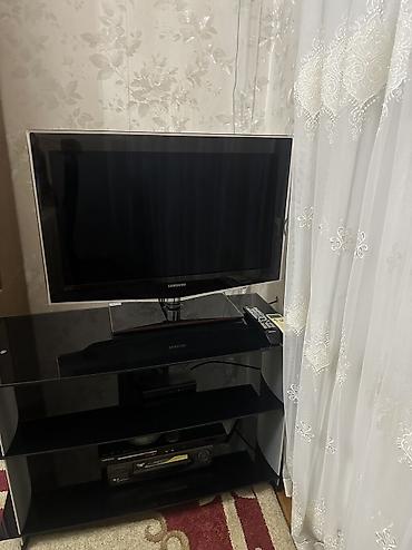 tv stent alcıpan: Samsung televizor + şüşə TV stendi uzunluq 80sm, eni 50 sm - Brend — 2