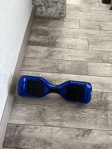 Heçbir prablemi yoxdu. Mavi rəngli balans skuter (hoverboard) -