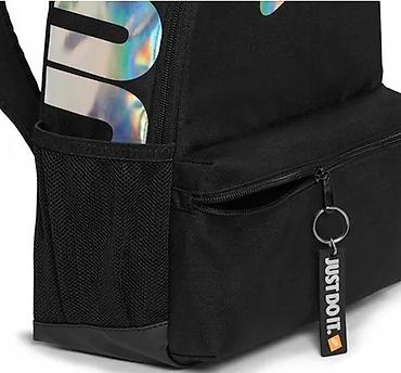 traka za trcanje kupujem: Nike Brasilia JDI Mini Backpack 11L Black Black Holographic DR6091 — 4