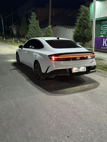 разноширокие диски: Hyundai Sonata: 2024 г., 2 л, Автомат, Газ, Седан
