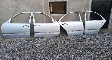 работа водителем категории c: Mercedes-Benz W210(E-Class) üçün qapılar – 4 ədəd, gümüş rəng. - Ön — 1