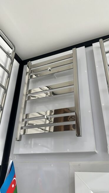 Hamam suşilkaları: Divara quraşdırılan, dəsmal qurutmaq üçün nəzərdə tutulmuş xrom -da lalafo.az — 4 Hamam suşilkaları: Divara quraşdırılan, dəsmal qurutmaq üçün nəzərdə tutulmuş xrom — 4