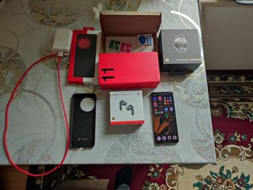super zeng telefon ucun: OnePlus 11, 256 GB, rəng - Boz, Face ID, Sensor, Barmaq izi