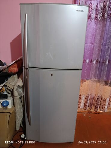 işdenmiş paltar yuyan: Toshiba iki qapılı soyuducu - Rəng: gümüşü - Üst kamera – dondurucu