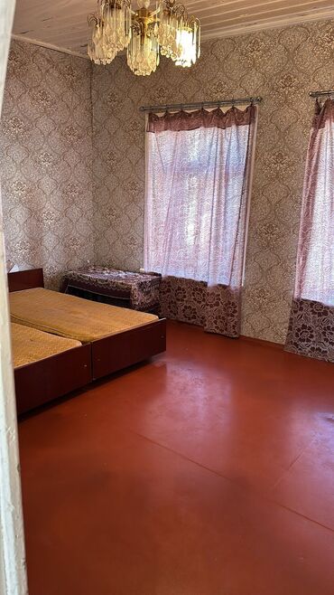 Uzunmüddətli kirayə evlər: Ev Bulbule qesebesinde kamsamilskiden 3-4 dayanacaq yuxarda 140 nom — 2