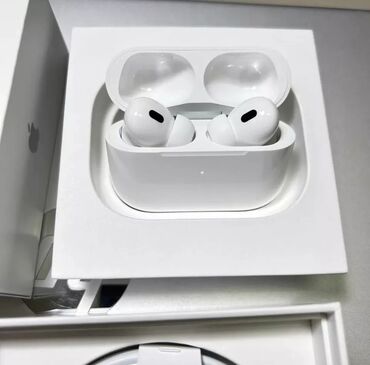 slusalice za iphone 11 cena: Headphones