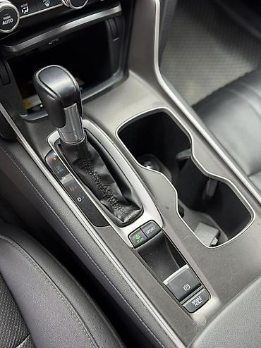 стабил: Honda Accord: 2018 г., 1.5 л, Автомат, Бензин, Седан — 9