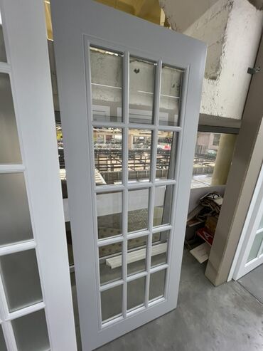 меж комнаты двери: Doors with glass