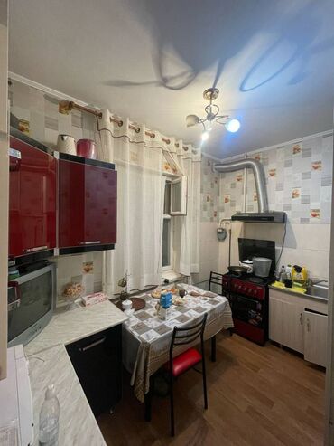 1 комнатная квартира 106 серия: 1 комната, 35 м², 106 серия, 4 этаж, Косметический ремонт