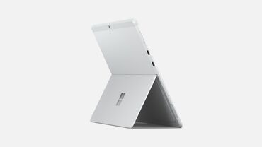 Ноутбуки, компьютеры: Продаю Surface Pro X, SQ2, 16GB Ram, 512gb SSD. Дисплей 4к. Состояние