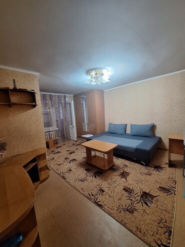 центральная мечеть: 1 комната, 30 м², 104 серия, 3 этаж, Старый ремонт