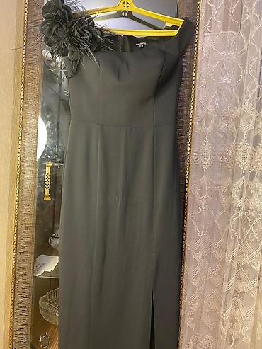 Toy paltarları: Çox gözəl ziyafət geyimi. Bircə dəfə geyinilib. 300 manata alınıb 150 — 4