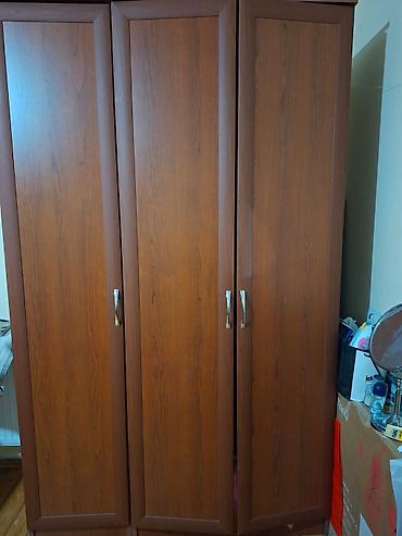 Üç qapılı paltar dolabı - Material: MDF/laminat ağac teksturası, isti lalafo.az -da Üç qapılı paltar dolabı - Material: MDF/laminat ağac teksturası, isti