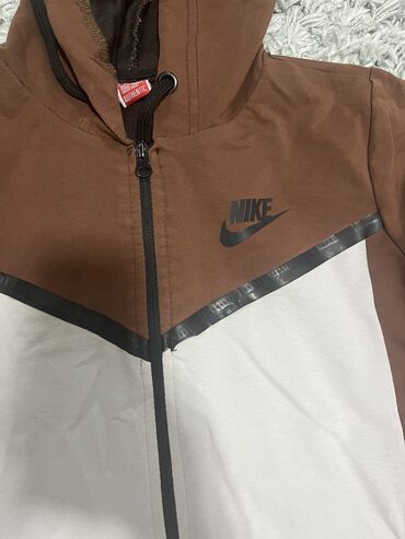 lacoste muska trenerka: Nike trenerke