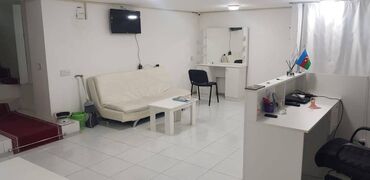 Ofislər: Ehmedlide gedisli gelisli yerde yerlesir Obyekt 0 dan temir — 7