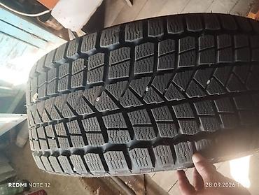 Шины: Шины 285 / 50 / R 20, Зима, Б/у, Комплект, Внедорожные (АТ/МТ), Maxxis — 4