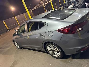 Hyundai: Hyundai Elantra: 2019 г., 2 л, Автомат, Бензин, Седан — 2