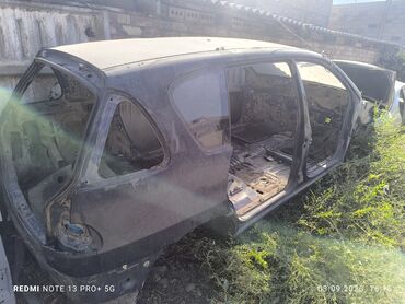 Nissan: Nissan Primera: 2004 г., Седан — 12