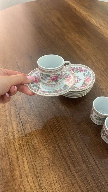 Çay dəstləri və servizlər: Çay dəsti, rəng - Ağ, Farfor